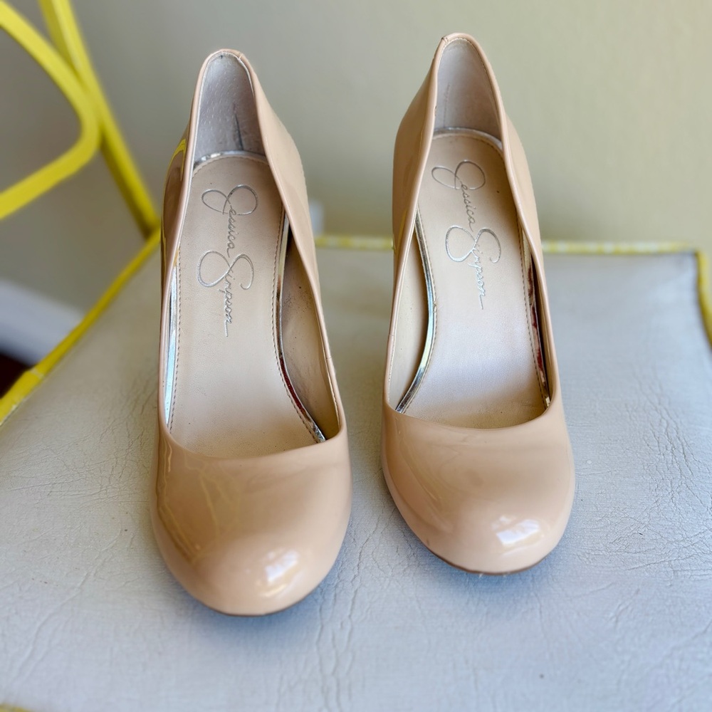 Jessica Simpson Caprielle Tan Pumps - Sz 7